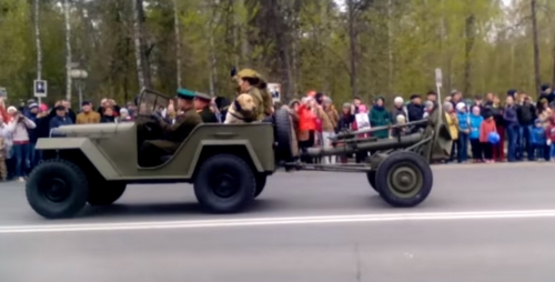 9 мая 2016 город Томск парад ретро-военной техники